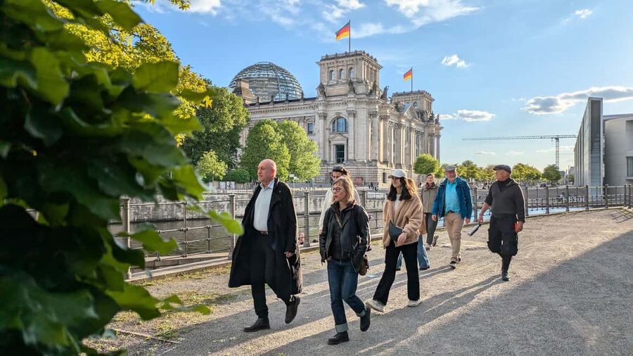 Berlin: Government District around the Reichstag Guided Tour - Key highlights that make this tour worth your time