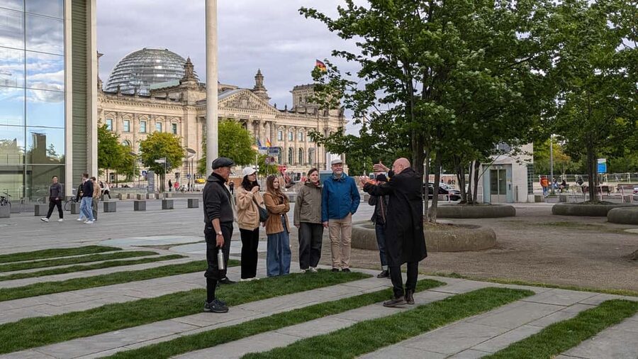 Berlin: Government District around the Reichstag Guided Tour - Berlin’s government district: why this walk feels different