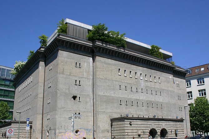 Berlin: Guided Bike tour of the Berlin Wall and Third Reich - Berlin Wall and Third Reich by bike, not by bus