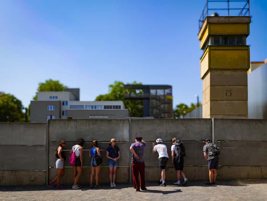 Berlin: Guided Bike Tour of The Wall and Third Reich - Starting from Nikolaiviertel and getting your bearings fast
