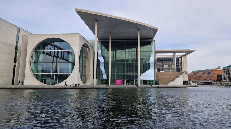 Berlin: Guided Walking Tour around the Reichstag - Key things that make this walk worth your time