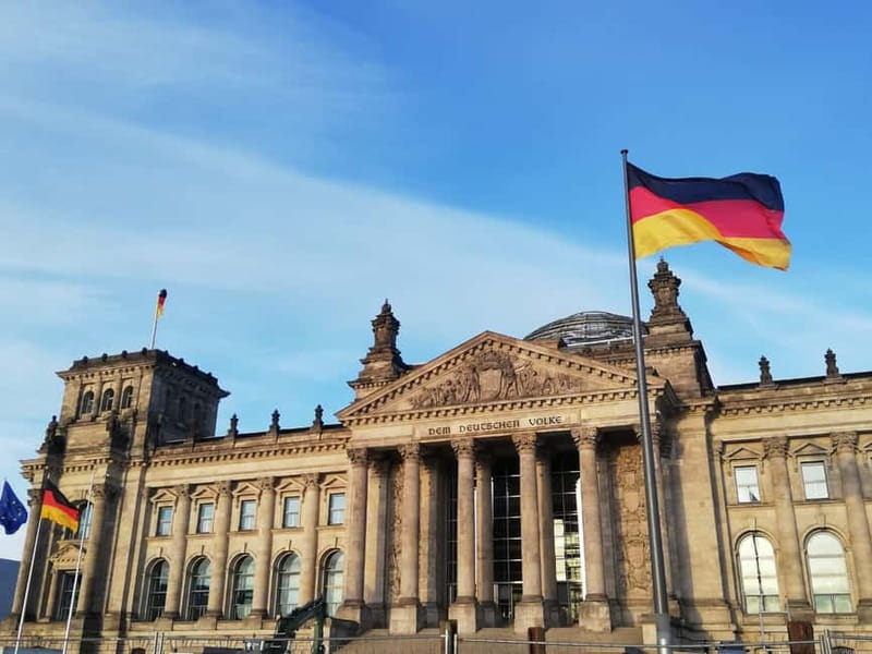 Berlin: Guided walking tour of the must-see sights - German Chancellery to Reichstag: Berlin’s government core, explained simply