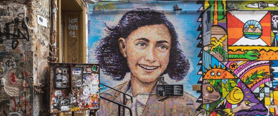 Berlin: Hidden Backyards Guided Walking Tour - Spandauer Vorstadt: why this neighborhood story is worth your time