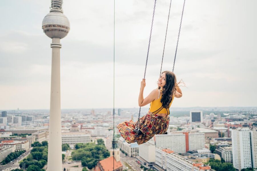 Berlin: Highest Swing in Europe - 120 meters above Alexanderplatz: what the High Swing feels like