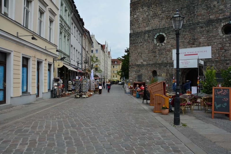 Berlin: Historic Center Walking Tour with a Real Berliner - Walking Mitte like you’re reading a timeline