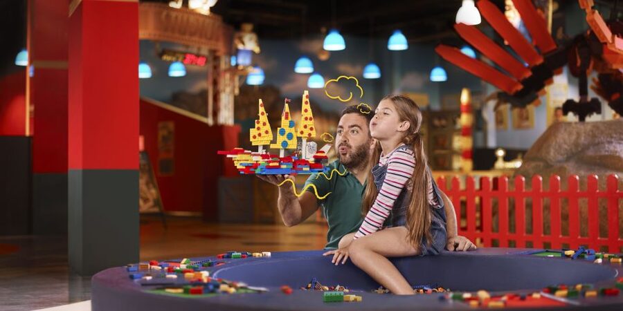Berlin: Hop-On Hop-Off Bus & LEGOLAND Discovery Centre - Berlin’s Big Sights by Bus, Then LEGO Play Indoors
