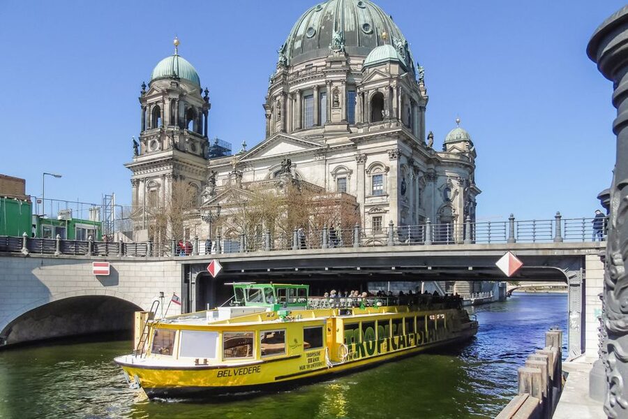 Berlin: Hop-On Hop-Off Sightseeing Bus with Boat Options - Wheelchair Access and Pet Policy: Small Details That Affect Real Planning