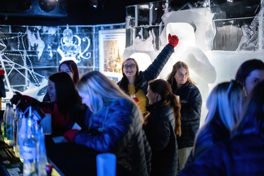 Berlin: Icebar Entrance with Complimentary Drinks - Getting there near Alexanderplatz: simple meeting point, easy to plan