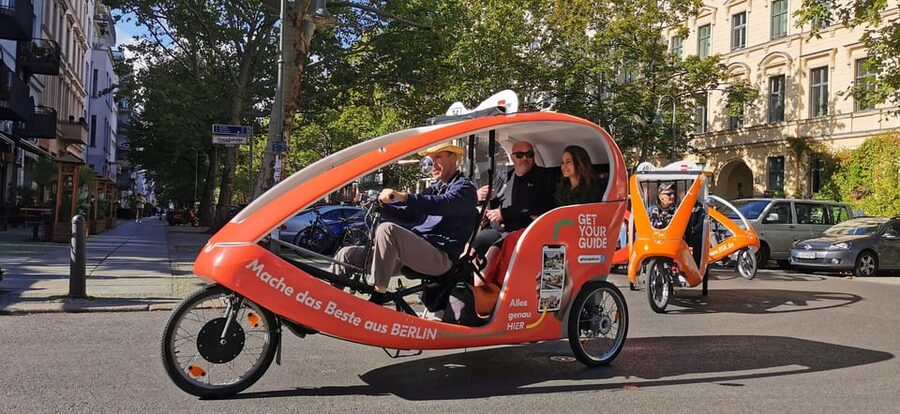 Berlin: Illuminated Berlin by Bike Taxi - Why this bike taxi works so well for Festival of Lights