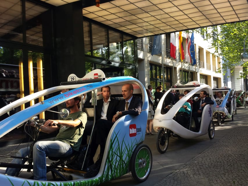 Berlin: Illuminated Berlin by Bike Taxi - The start and finish plan: two hubs, no repeat route