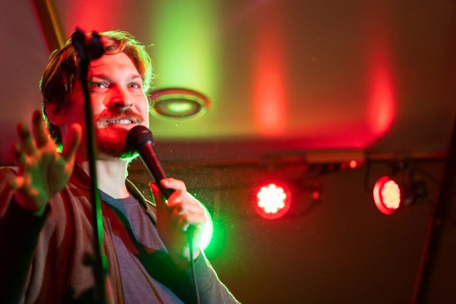Berlin: Laughing Spree Comedy Show on a Boat - Choosing your night: Open Mic Tuesdays and Dark Comedy Fridays