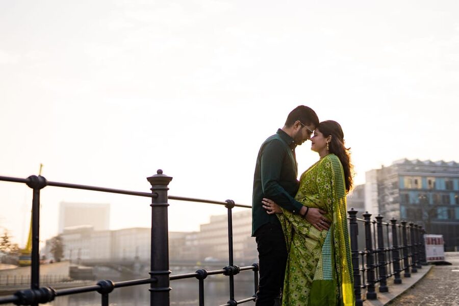Berlin Love Story: Surprise Proposal Photography Session - How the 1-Hour Session Runs, From Polnisches Institut to Museum Island