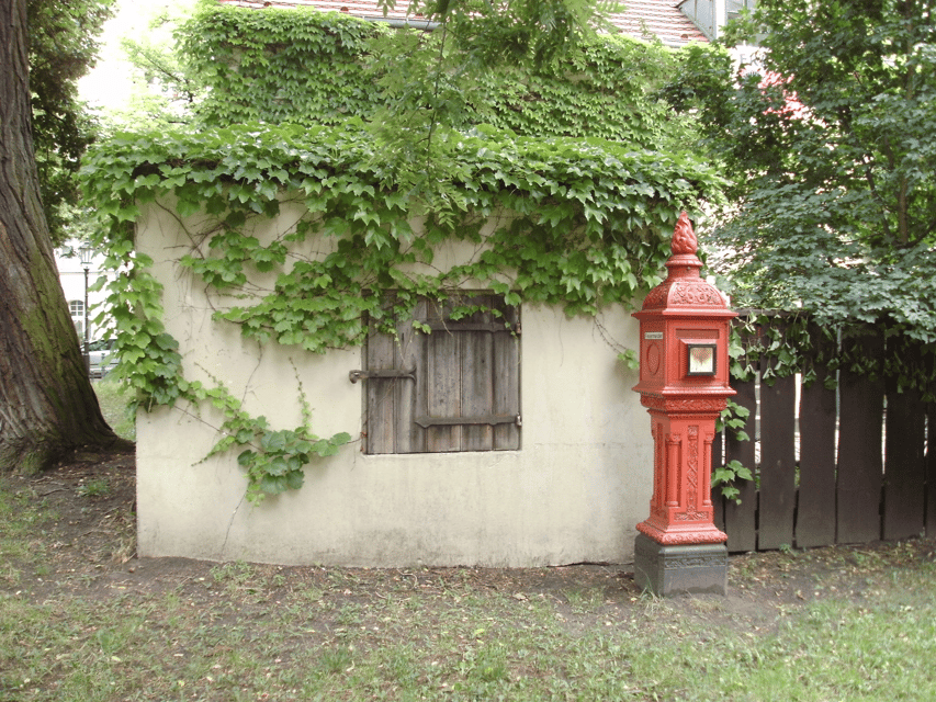 Berlin: Old Neukölln Private Walking Tour - The Fires in Rixdorf and the Evacuation of the Bohemians