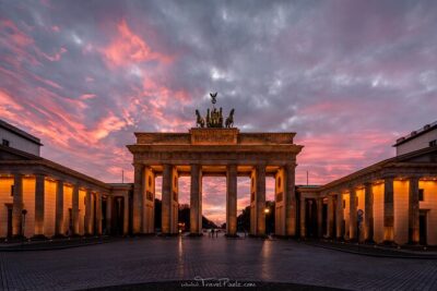 BERLIN PHOTO TOUR with a professional Photographer from Berlin