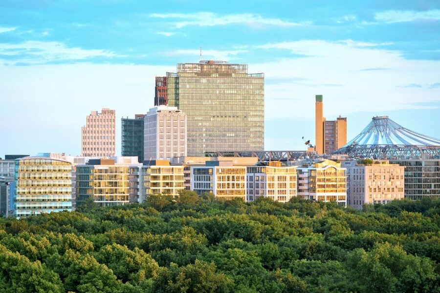 Berlin: Private Reichstag and Glass Dome Tour - The Government District Walk: Modern Buildings With Heavy Meaning