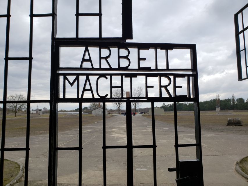 Berlin: Private Van Tour to Sachsenhausen Concentration Camp - The 4-Hour Plan: How Your Day Unfolds