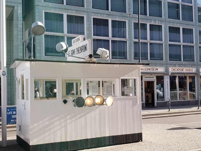 Berlin: Private walking tour through the city center - Key things you will notice on this walk