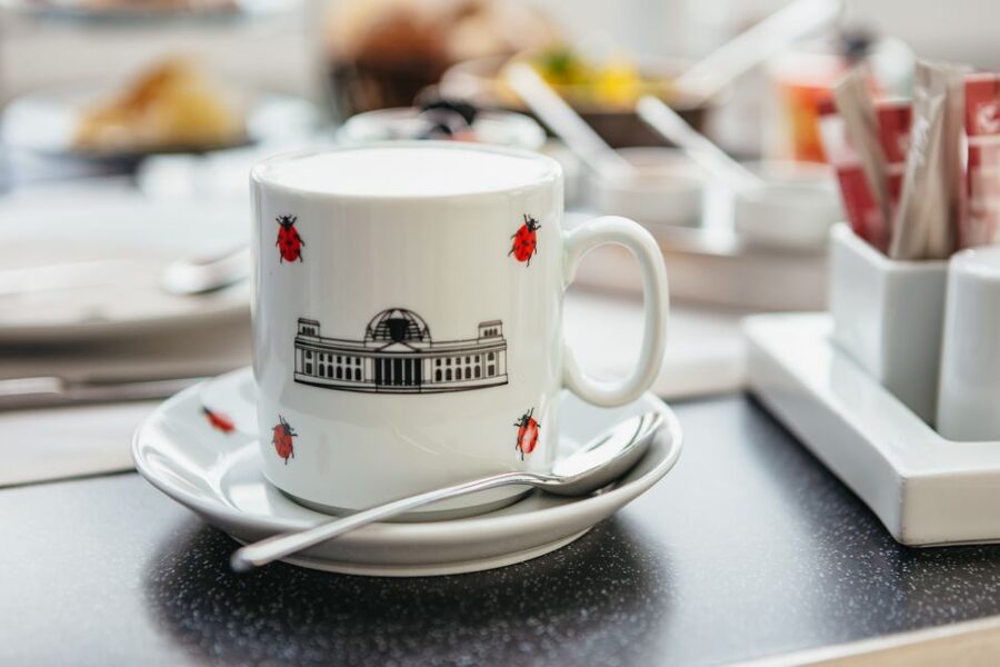 Berlin: Rooftop Breakfast at Käfer Restaurant Reichstag - Why the Reichstag Rooftop Breakfast Feels Different
