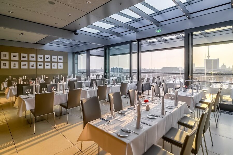 Berlin: Rooftop Dinner at the Käfer Restaurant Reichstag - Four-course German-leaning dining, with vegetarian built in