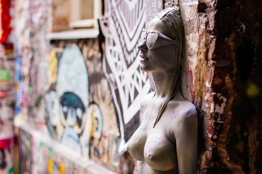 Berlin's Alternative Side: The Urban Jungle Tour - Price and what $116 buys you in a 3-hour format