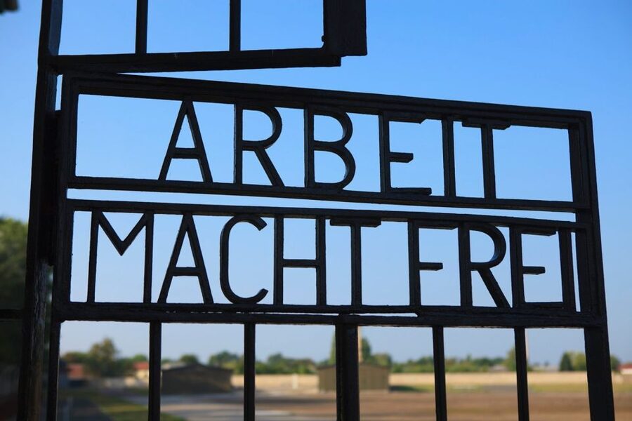 Berlin: Sachsenhausen Memorial 6-Hour Tour in Spanish - Key things that make this tour worth your time