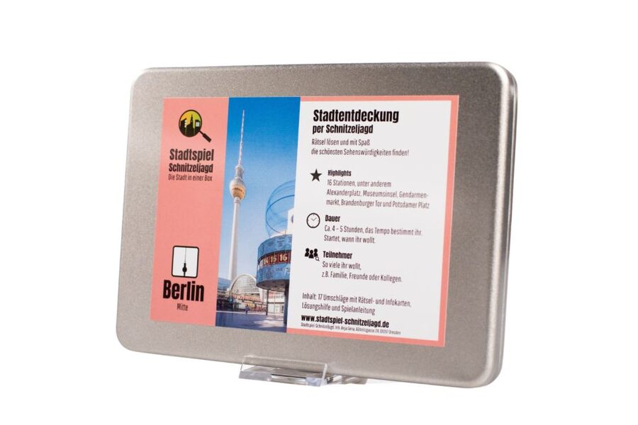 Berlin: Scavenger Hunt Self-Guided Tour - Toward Potsdamer Platz and Checkpoint Charlie, where the game gets real