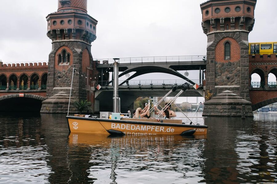 Berlin: Self-drive hot tub boat experience - Heating, Warmth, and the Wood Stove You Control