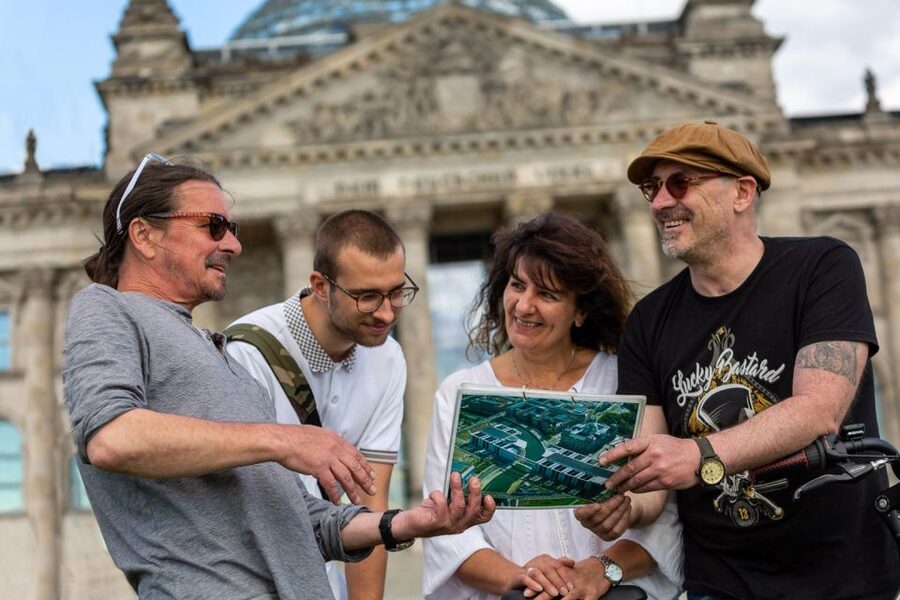 Berlin: Small Group Bike Tour Through City Center - Government Quarter and the Reichstag: Watching Power From the Move