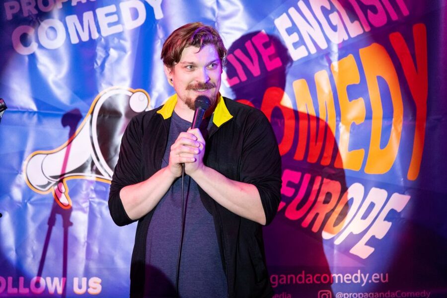 Berlin: The Dark Humor Comedy Show in English Entry Ticket - Key things I’d circle before you go