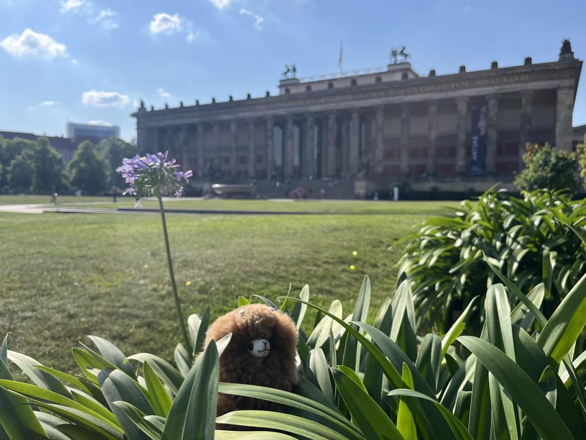 Berlin: Third Reich and World War II Private Guided Tour - Soviet War Memorial Tiergarten: why Berlin’s WWII story is never one-sided