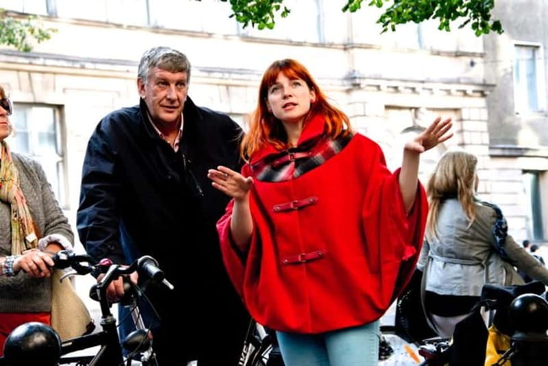 Berlin: Top secret bike tour and hidden gems of the city - The middle section: from quick story stops to green riding and water-adjacent calm