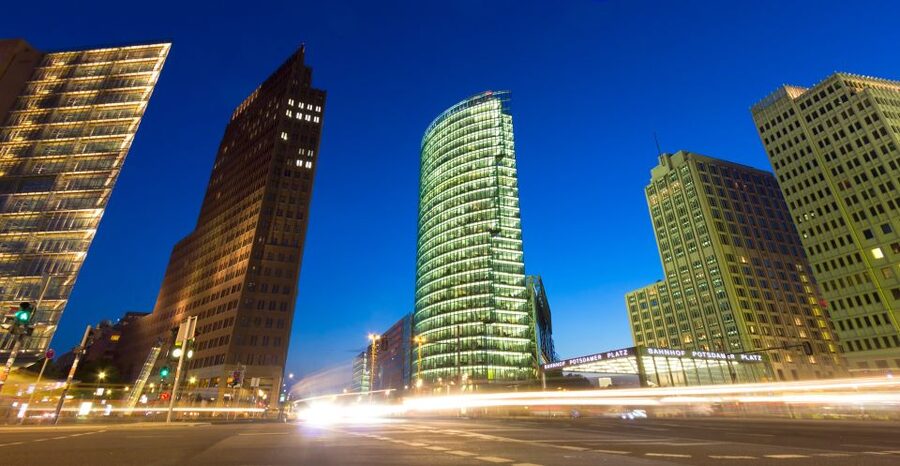 Berlin: Walking Tour of the Top 10 Sightseeing Attractions - Key points that make this tour worth your time