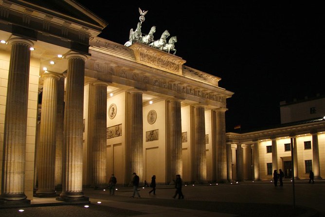 Berlin Wall: Greatest Escapes Self-Guided Walking Adventure - Berlin Wall escape fun, without the script