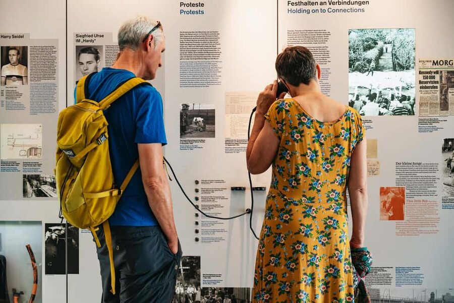 Berlin: Wall Tour – Fates, Love Stories, and Heroes - Berliner Mauer and Schwedter Str. 52: the finish that feels earned