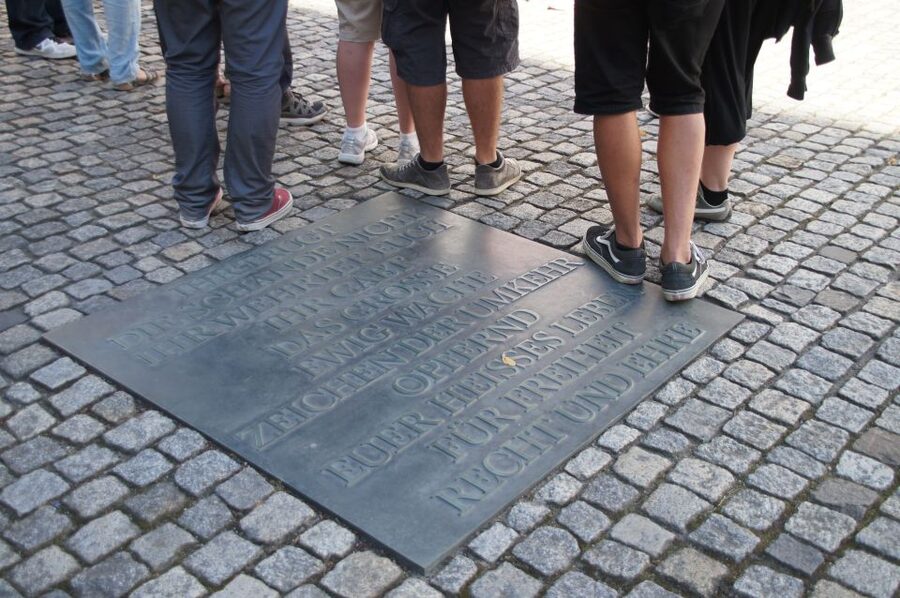 Berlín y el Nacionalsocialismo. Group Tour in Spanish - Why this Berlin walking tour works (and who it suits)