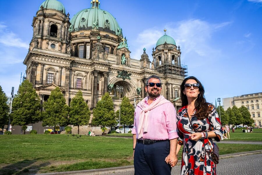 Berlin: Your Personal Vacation Photographer - Practical planning: shoes, comfort, and timing you can control