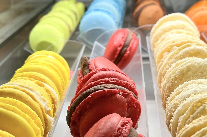 Beyond Currywurst: Berlin’s Hidden Street Food & Culture Tour - Prenzlauer Berg food stops, from flatbreads to East Berliner bites