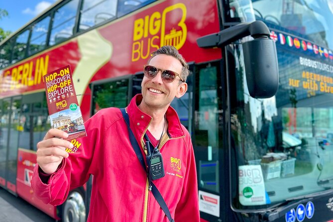 Big Bus Berlin Hop-On Hop-Off Sightseeing Tour & Currywurst - Stop-by-stop: Gendarmenmarkt to Rotes Rathaus (and a smooth finish)