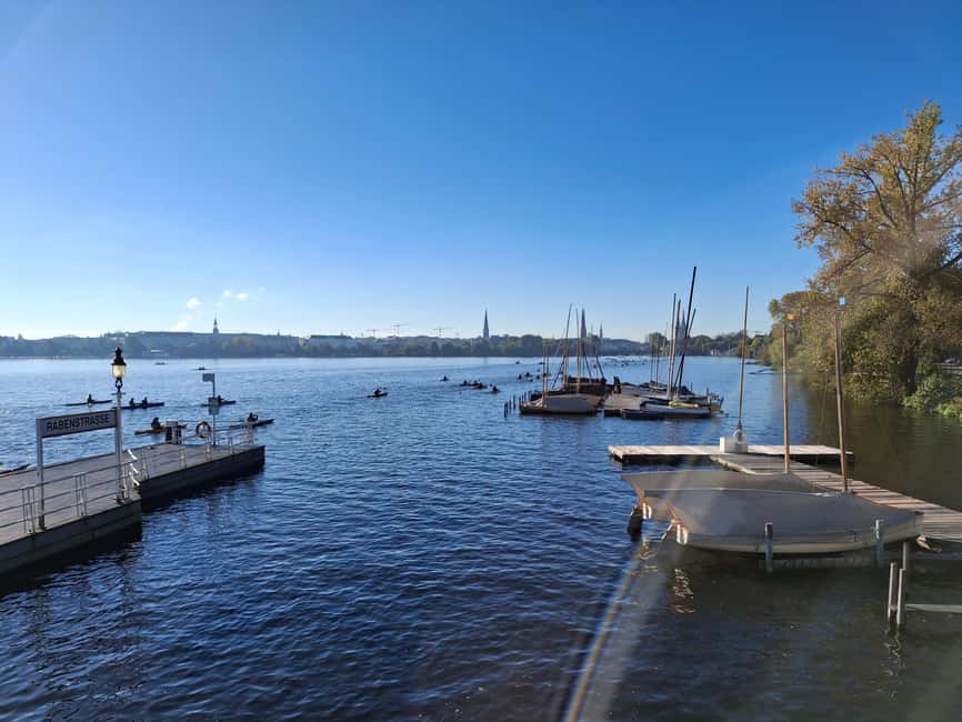 Bike tour around the Alster - Celebs, water, and nature - Meeting at the university area, then rolling toward the water