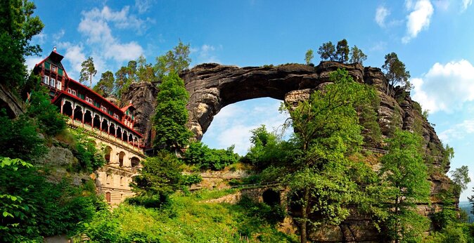 Bohemian and Saxon Switzerland All inclusive trip - Hiking Tour - Getting picked up at 8:30, then letting the drive set the tone
