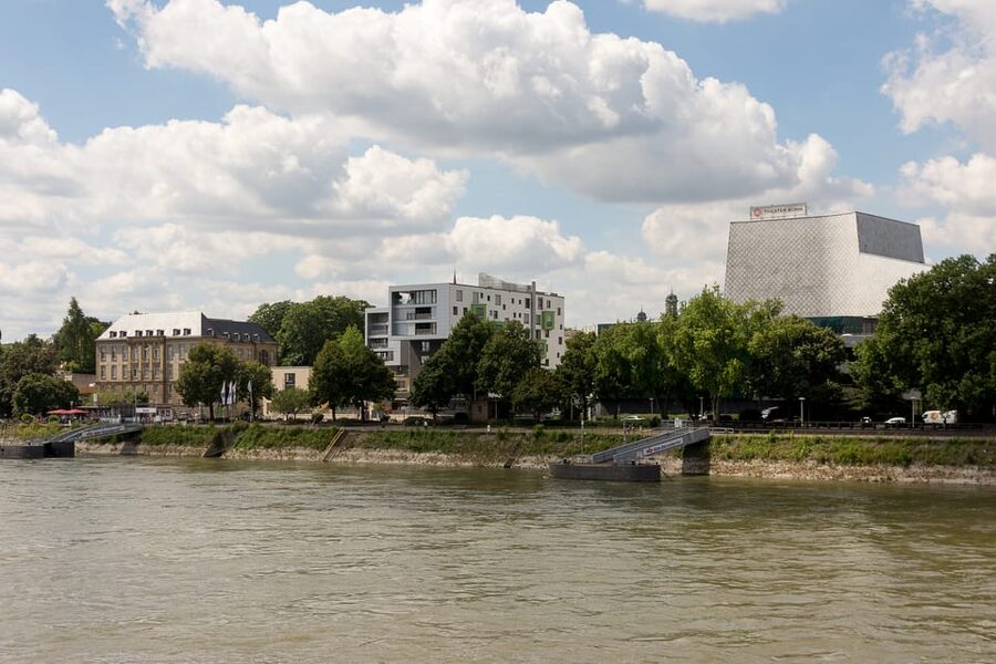 Bonn: Evening Sightseeing Cruise on the Rhine River - Entering The Experience From KD-Ticket Office Bonn