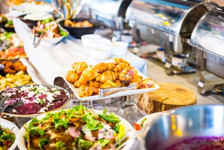 Bonn: Sunday Brunch Buffet with Cologne live music - The Brunch Buffet: What You Get and What It Means
