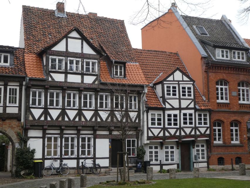 Braunschweig: Private City Walking Tour with Certified Guide - Town Hall, a former ducal palace, and the civic power behind the streets