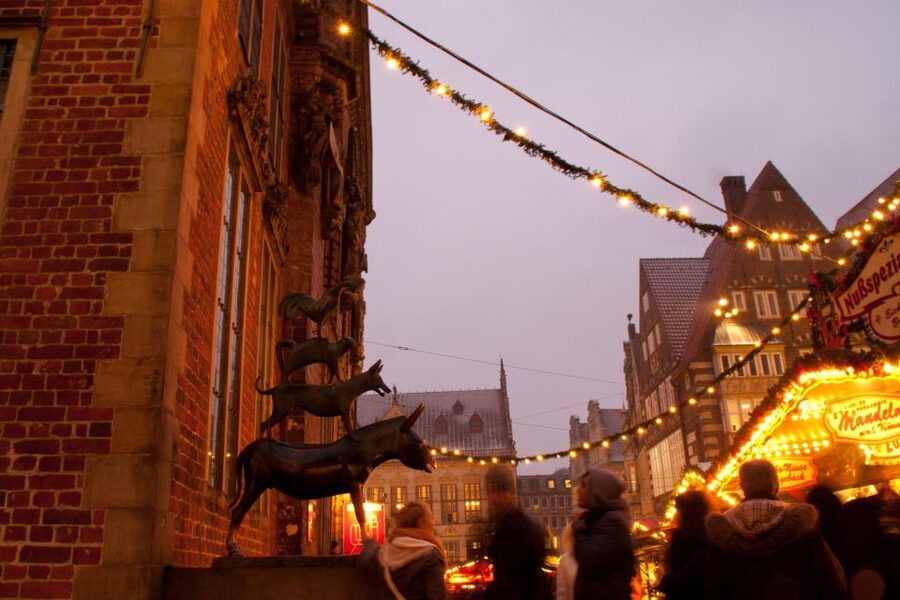 Bremen: Advent magic and sparkling lights (Tour in German) - Price and value, $21 for 2 hours of warmth and guidance
