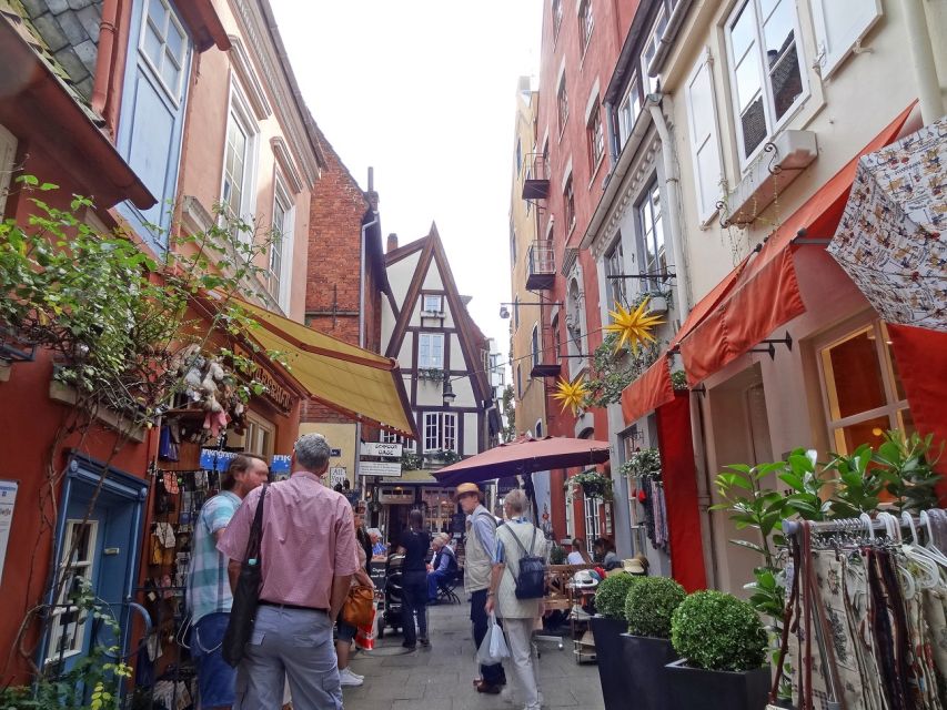 Bremen: City Center Guided Walking Tour - Bremen Town Musicians: seeing a fairytale in real stone
