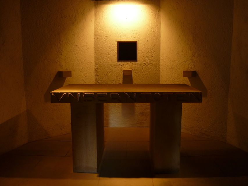Bremen: Underground Guided Tour - Unterwelten 1: Church of Our Lady crypts and the bunker cluster near the ramparts