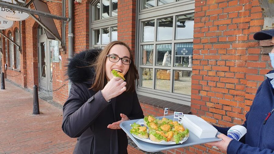 Bremerhaven: Fish Bite Guided Walking Tour - Bremerhaven’s Fishing Port, Fish-First, Stories Second (But Both Matter)