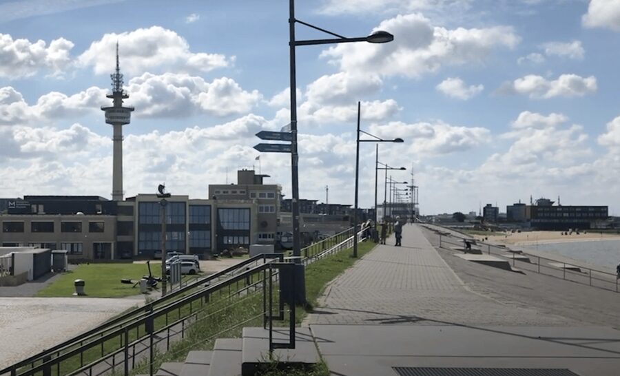 Bremerhaven: Sailor's yarn, legends and sea walking tour - Who should book this Bremerhaven sailor’s yarn tour?
