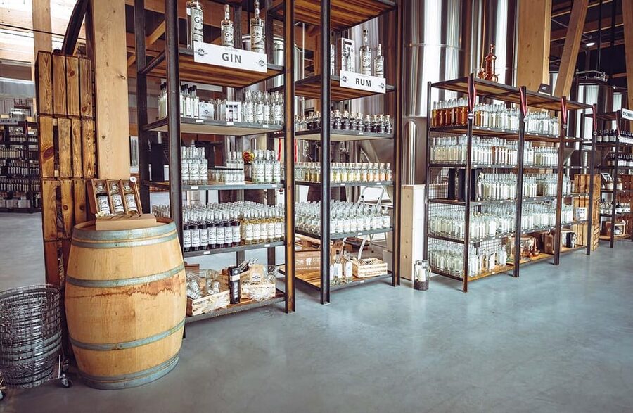 Brewery tour with guide! - How beer becomes beer, raw materials to the 3-device brewhouse