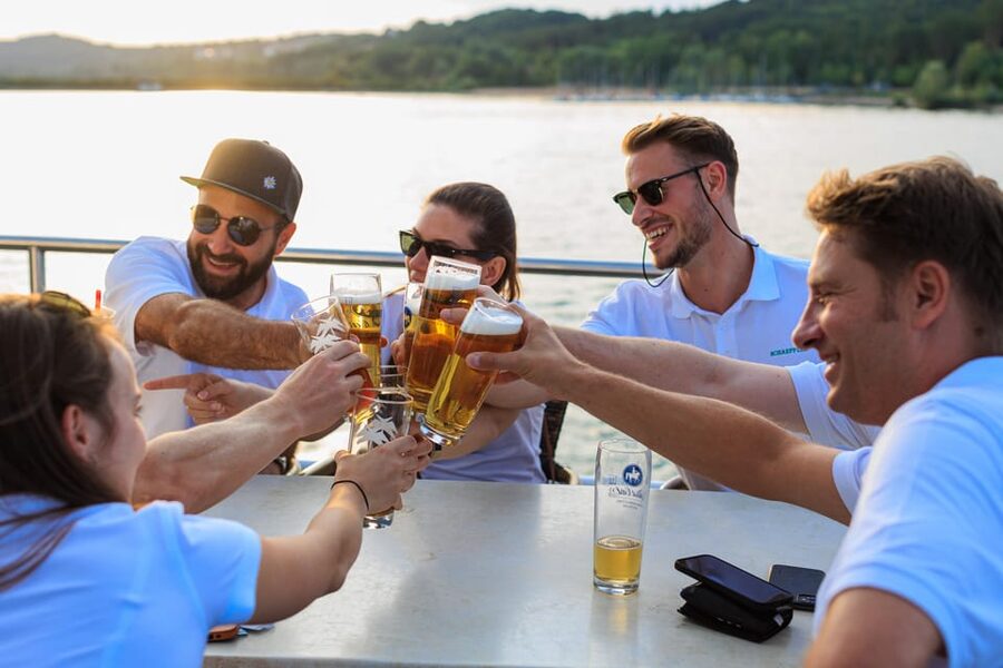 Brombachsee: Ship Tour on the Trimaran "MS Brombachsee" - On Board Comfort: What the Crew and Layout Do for You
